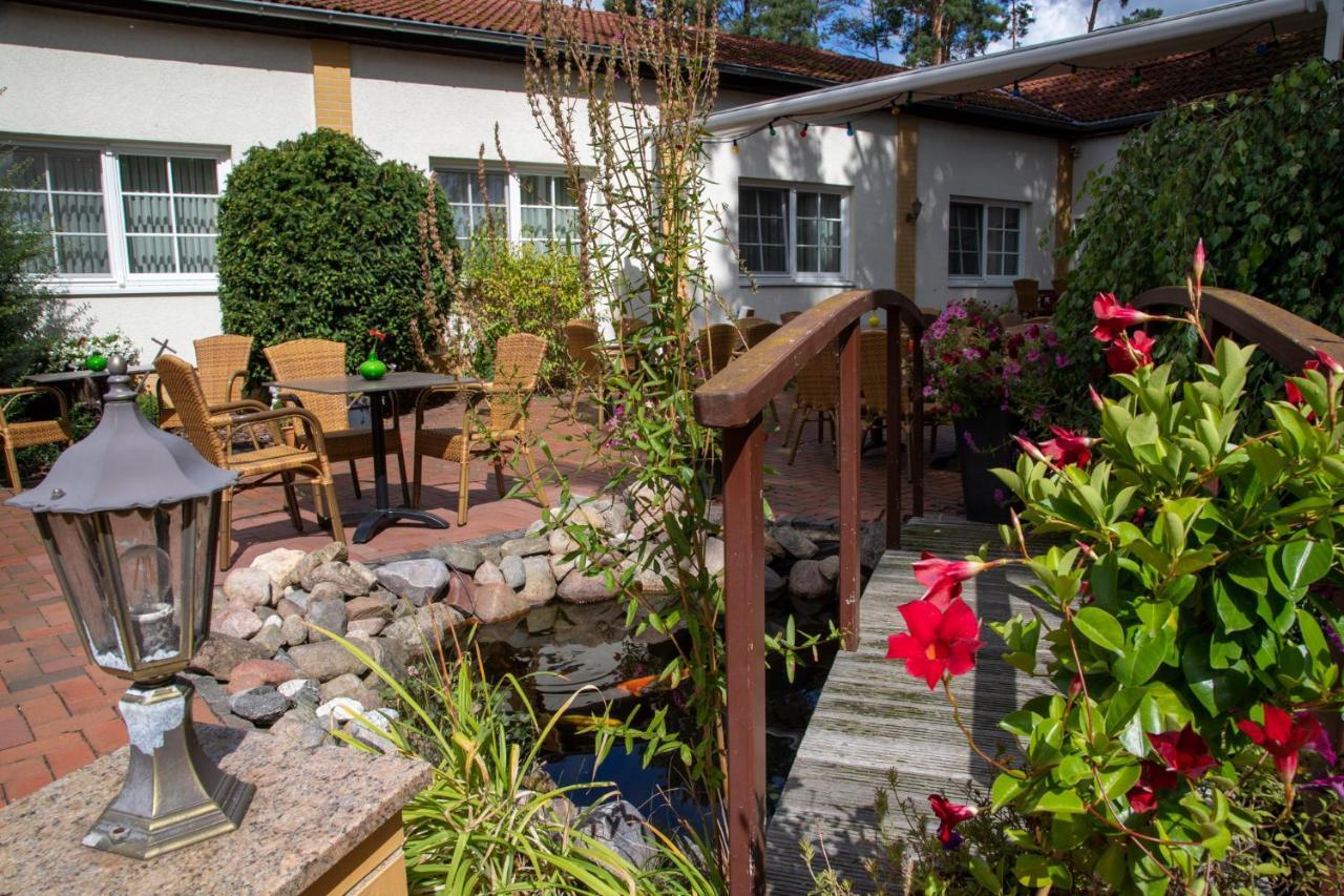 Hotel Fliegerheim Borkheide Exterior foto